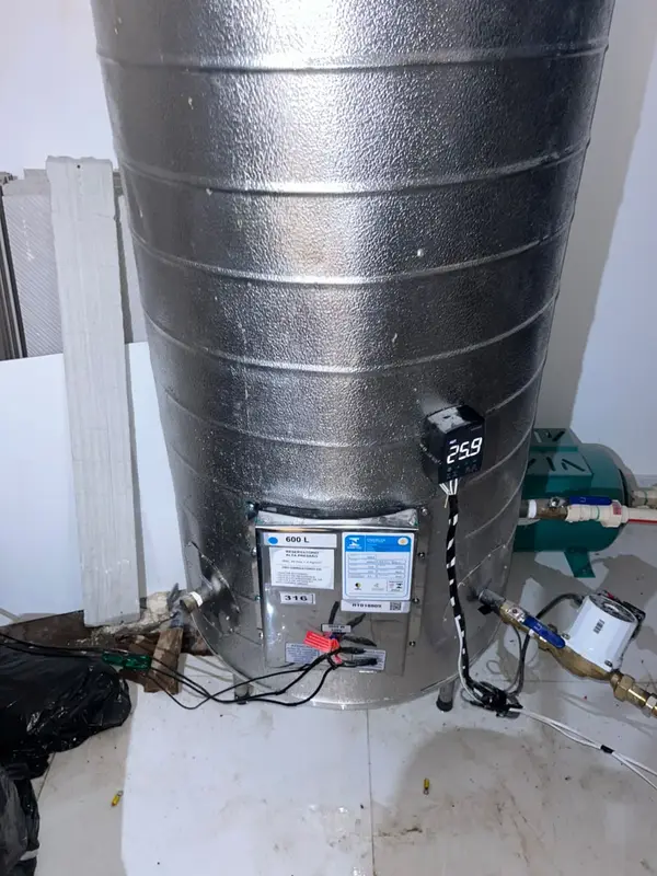 Manutenção boiler reservatório térmico - Falcon Aquecedores