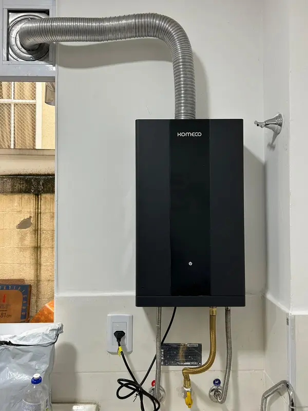 Instalação aquecedor Komeco preto - Falcon Aquecedores
